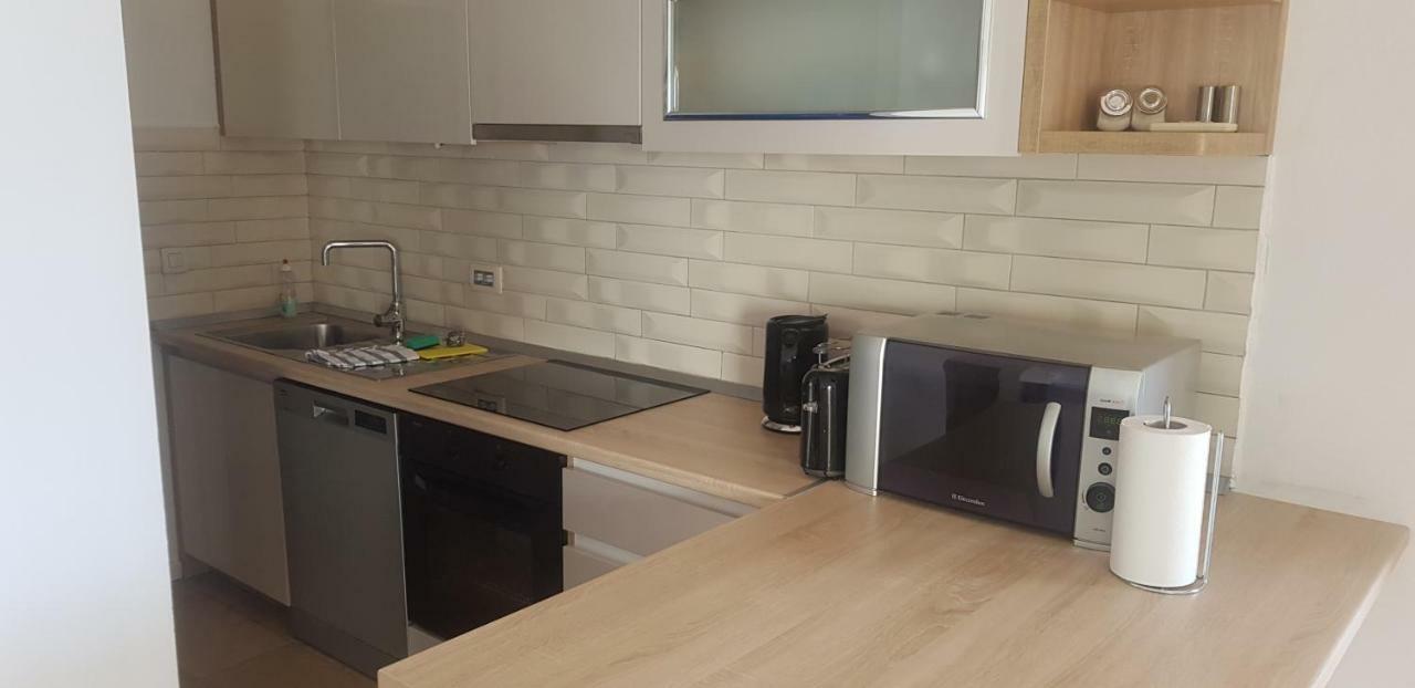 Premium Apartments Joy Primosten Exterior photo