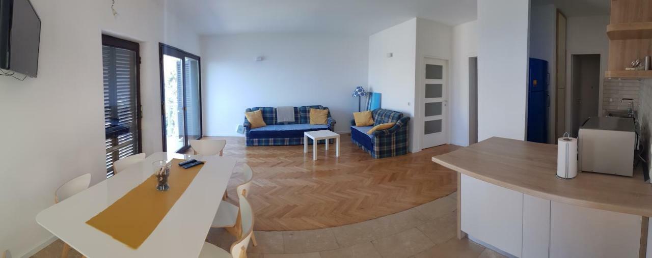 Premium Apartments Joy Primosten Exterior photo
